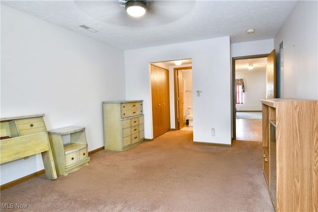 3477 Ivy Hill Circle B, Cortland, OH 44410