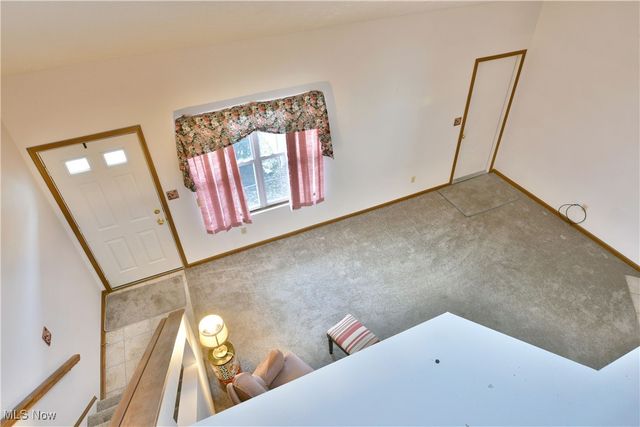 3477 Ivy Hill Circle B, Cortland, OH 44410