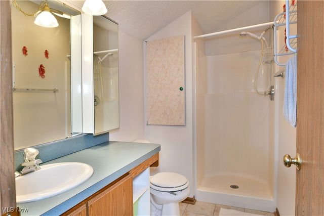 3477 Ivy Hill Circle B, Cortland, OH 44410