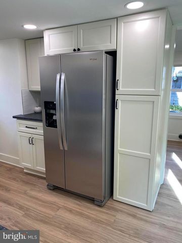 105 3RD AVE, Pitman, NJ 08071