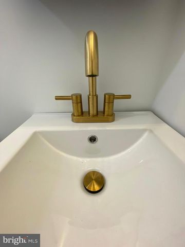 105 3RD AVE, Pitman, NJ 08071