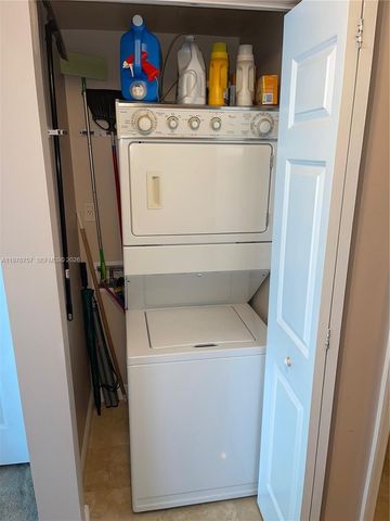 1745 E Hallandale Beach Blvd 2204W, Hallandale Beach, FL 33009