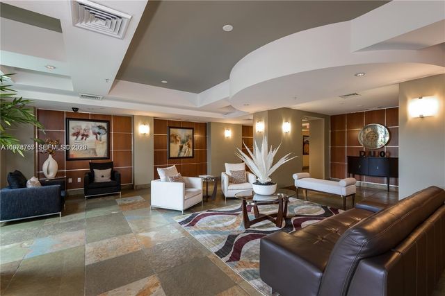 1745 E Hallandale Beach Blvd 2204W, Hallandale Beach, FL 33009