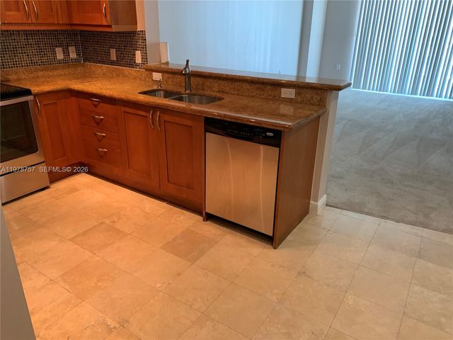 1745 E Hallandale Beach Blvd 2204W, Hallandale Beach, FL 33009