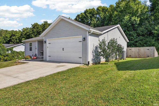 343 W Blackfoot Drive, Ellettsville, IN 47429