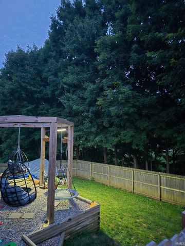 343 W Blackfoot Drive, Ellettsville, IN 47429
