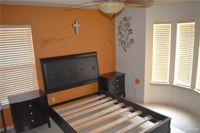 2515 E Q Street, Hidalgo, TX 78557