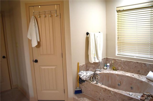 2515 E Q Street, Hidalgo, TX 78557