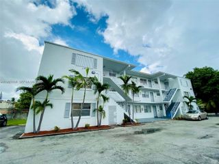 8262 NE 1st Ave 2, Miami, FL 33138