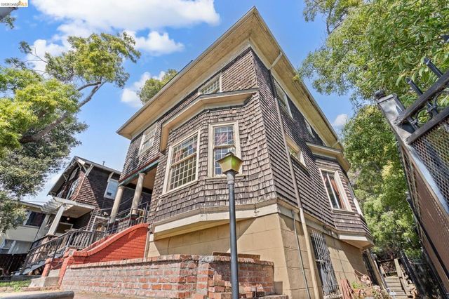 746 E 19Th St, Oakland, CA 94606