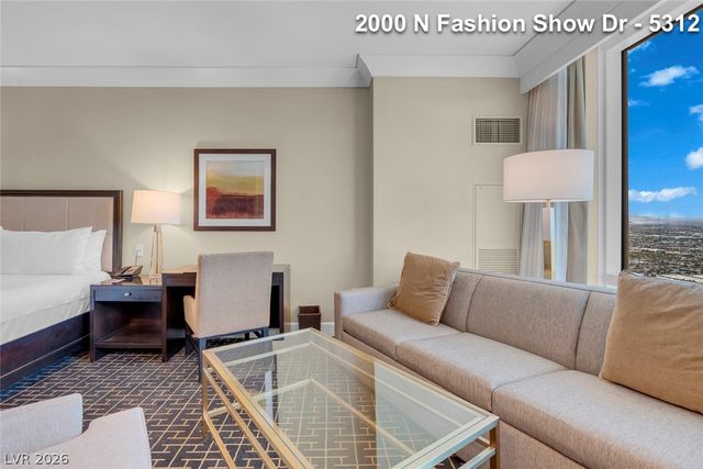 2000 North Fashion Show Drive 5312, Las Vegas, NV 89109