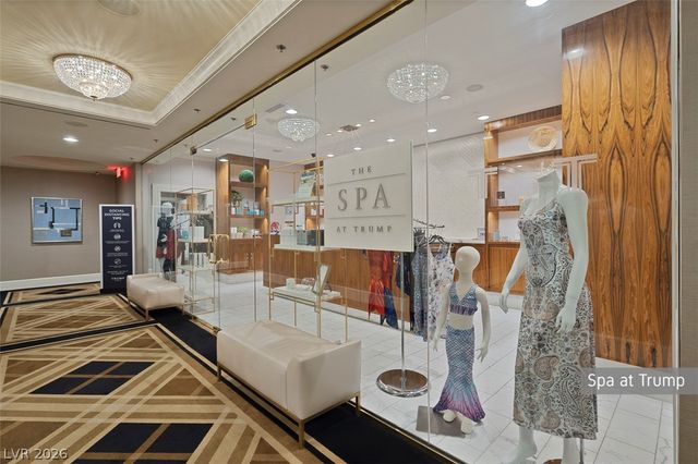 2000 North Fashion Show Drive 5312, Las Vegas, NV 89109