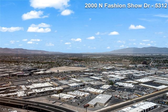 2000 North Fashion Show Drive 5312, Las Vegas, NV 89109