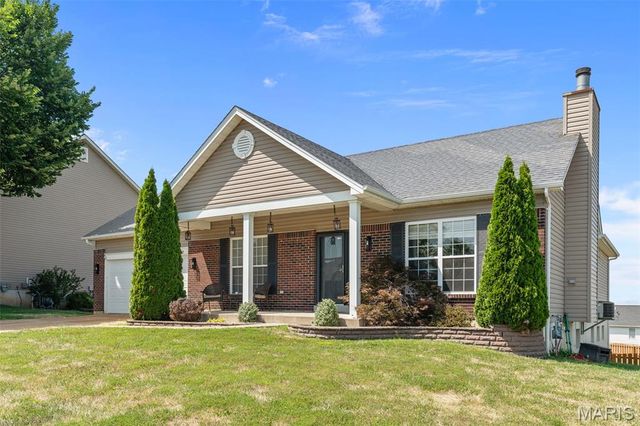 415 Spirit Drive, Lake St Louis, MO 63367
