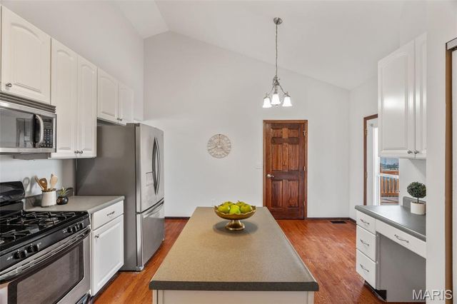 415 Spirit Drive, Lake St Louis, MO 63367