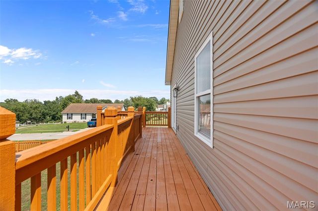 415 Spirit Drive, Lake St Louis, MO 63367