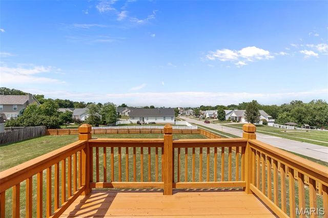 415 Spirit Drive, Lake St Louis, MO 63367
