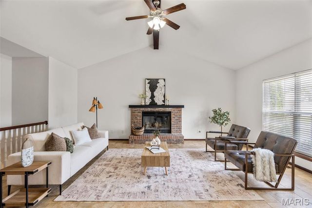 415 Spirit Drive, Lake St Louis, MO 63367