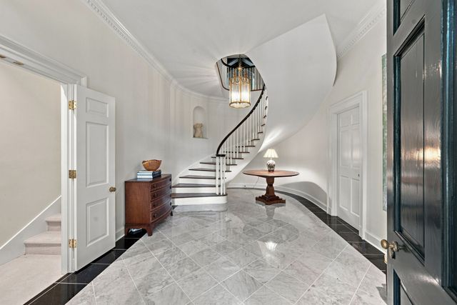 1149 Balbade Dr, Nashville, TN 37215