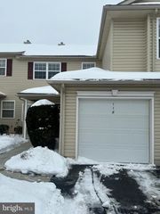 118 SPARROW RD, Hummelstown, PA 17036