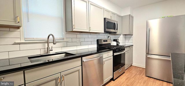 1229 SAVANNAH PL SE, Washington, DC 20032