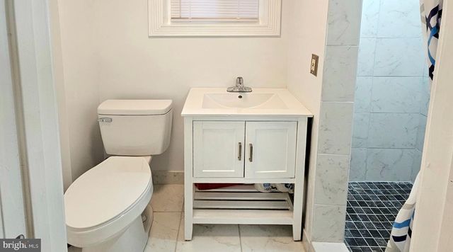1229 SAVANNAH PL SE, Washington, DC 20032