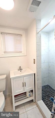1229 SAVANNAH PL SE, Washington, DC 20032