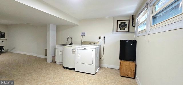 1229 SAVANNAH PL SE, Washington, DC 20032