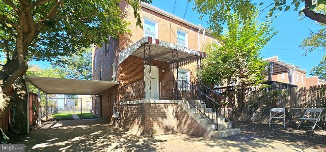 1229 SAVANNAH PL SE, Washington, DC 20032