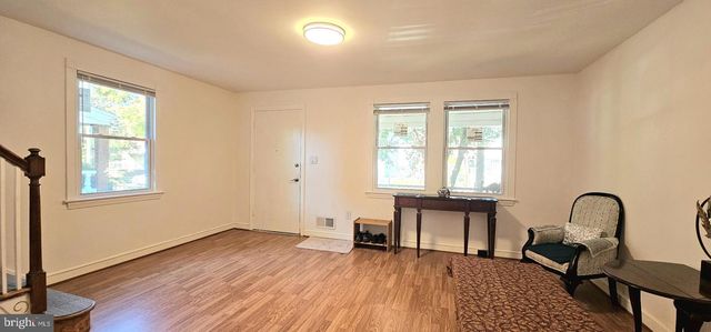 1229 SAVANNAH PL SE, Washington, DC 20032