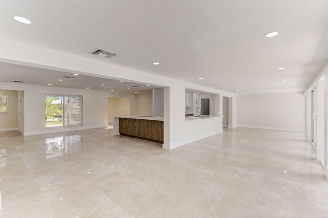 5591 NE 29th Avenue, Fort Lauderdale, FL 33308