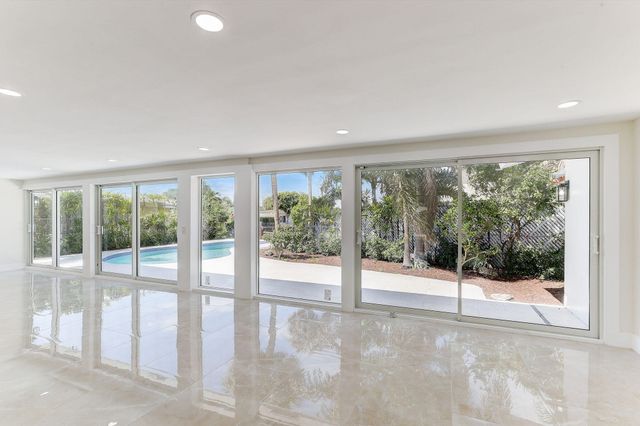 5591 NE 29th Avenue, Fort Lauderdale, FL 33308