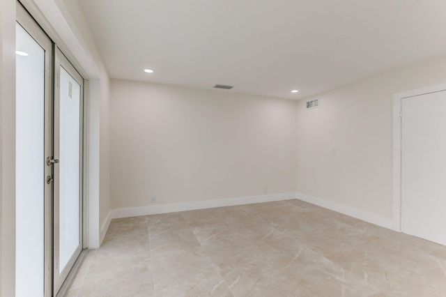 5591 NE 29th Avenue, Fort Lauderdale, FL 33308