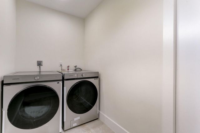 5591 NE 29th Avenue, Fort Lauderdale, FL 33308