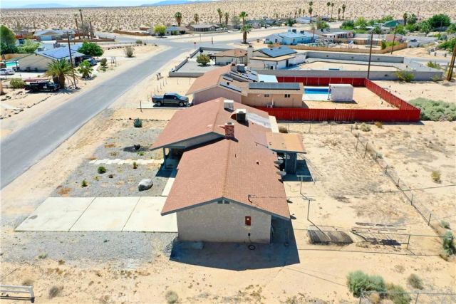 4752 Flying H, 29 Palms, CA 92277