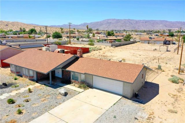 4752 Flying H, 29 Palms, CA 92277