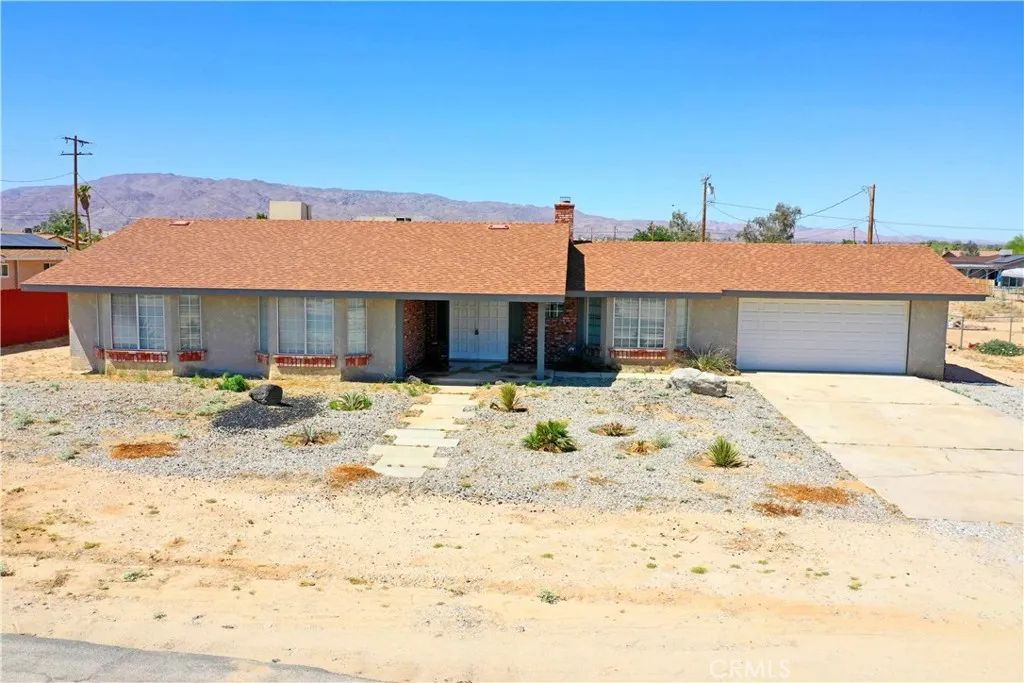 4752 Flying H, 29 Palms, CA 92277