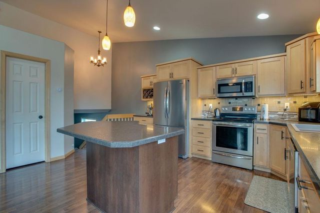 4718 54th Street S, Fargo, ND 58104