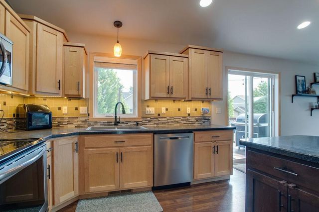 4718 54th Street S, Fargo, ND 58104