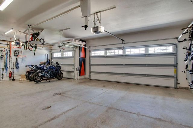 4718 54th Street S, Fargo, ND 58104