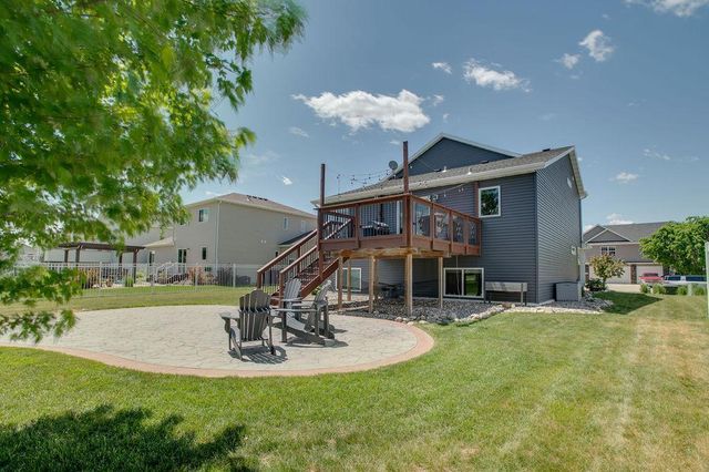 4718 54th Street S, Fargo, ND 58104