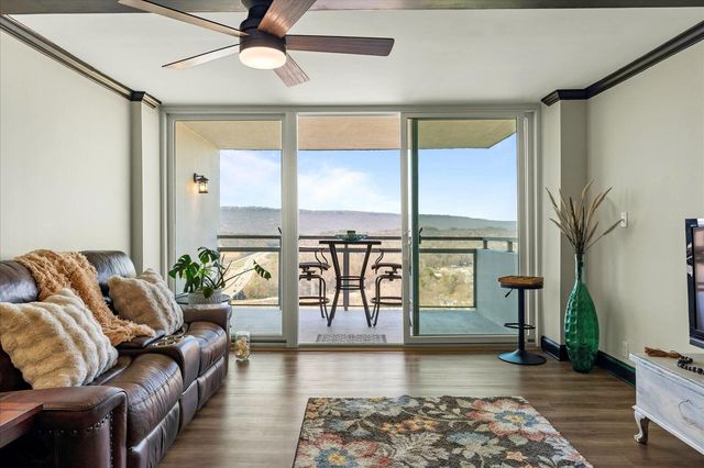 1131 Stringers Ridge Road 10b, Chattanooga, TN 37405