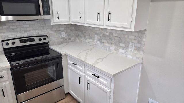 3502 Magnolia Avenue, Texas City, TX 77590