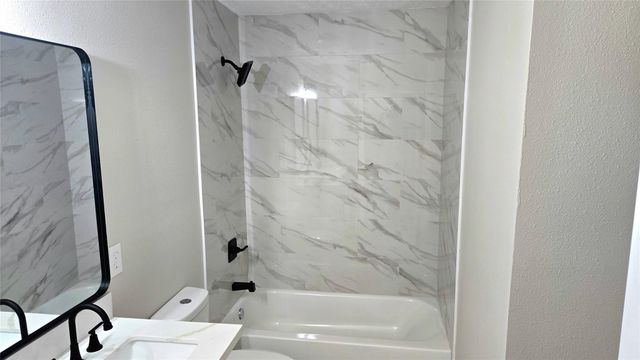 3502 Magnolia Avenue, Texas City, TX 77590