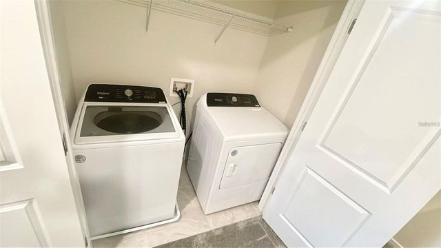 2571 WINSOME WAY, Davenport, FL 33896