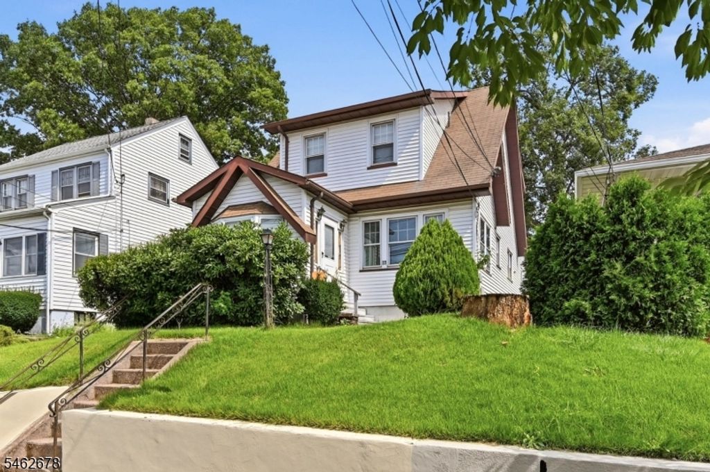 66 Rowland Ave, Clifton City, NJ 07012 — photo 2