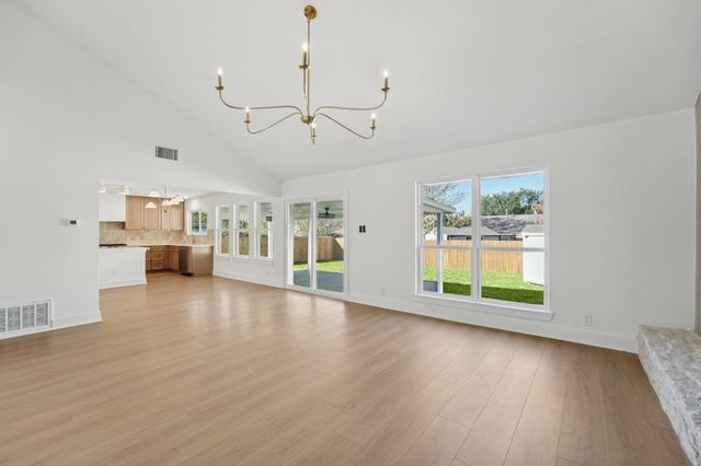 13202 Lamplight Village Ave, Austin, TX 78727