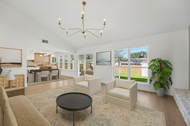 13202 Lamplight Village Ave, Austin, TX 78727