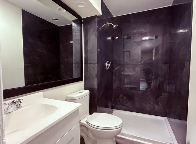 4381 Dunsany Court, Indianapolis, IN 46254