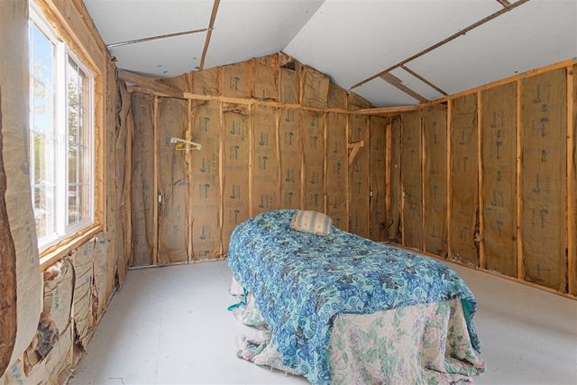 66301 County Road 681, Hartford, MI 49057